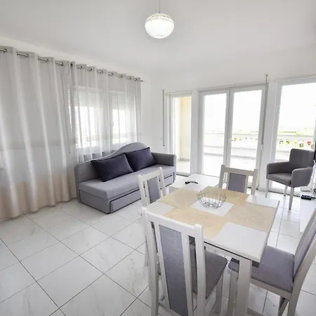 Апартаменты Apartment's Guraj Велипойе