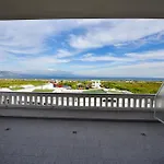 Apartment's Guraj Apartament Velipojë