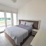 Apartment's Guraj Apartament *