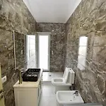 Apartment's Guraj * Velipojë