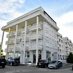 Apartment's Guraj Apartament *