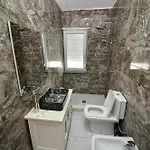 Apartment's Guraj