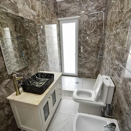 Apartment's Guraj Велипойе