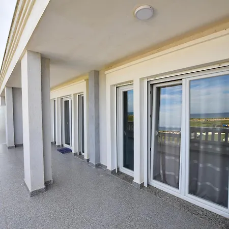 Apartment's Guraj * Velipojë