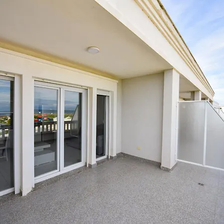 Apartment's Guraj Apartament Velipojë