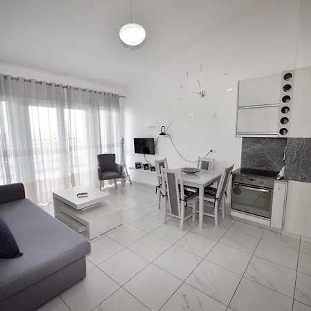 Апартаменты Apartment's Guraj Велипойе