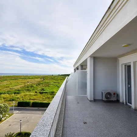 Apartment's Guraj Апартаменты *